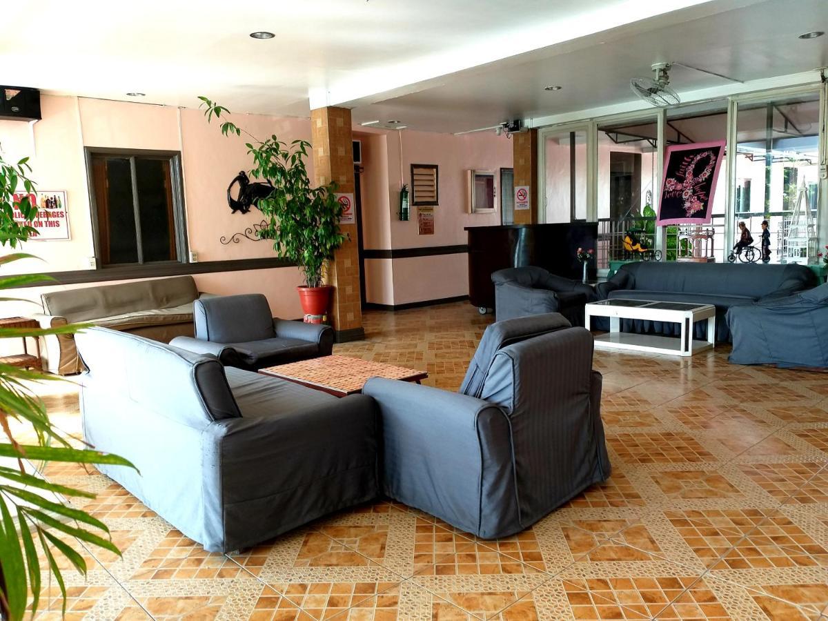 Sola Eleganza Apartelle Bandar Quezon Luaran gambar