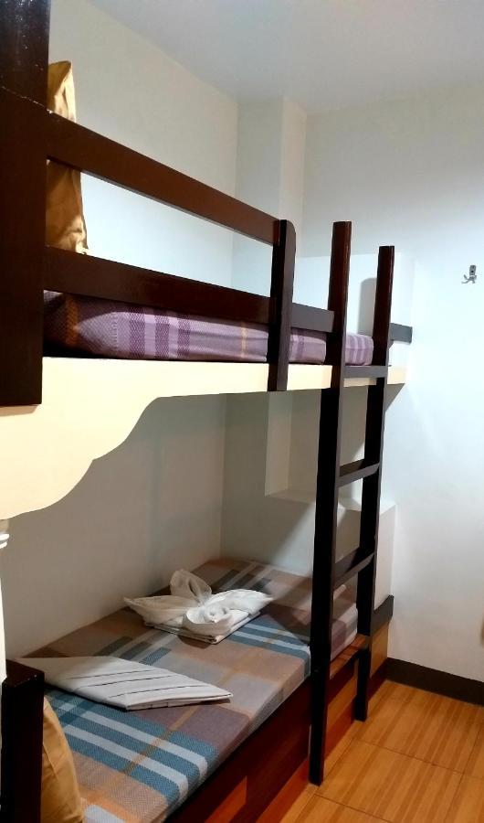Sola Eleganza Apartelle Bandar Quezon Luaran gambar