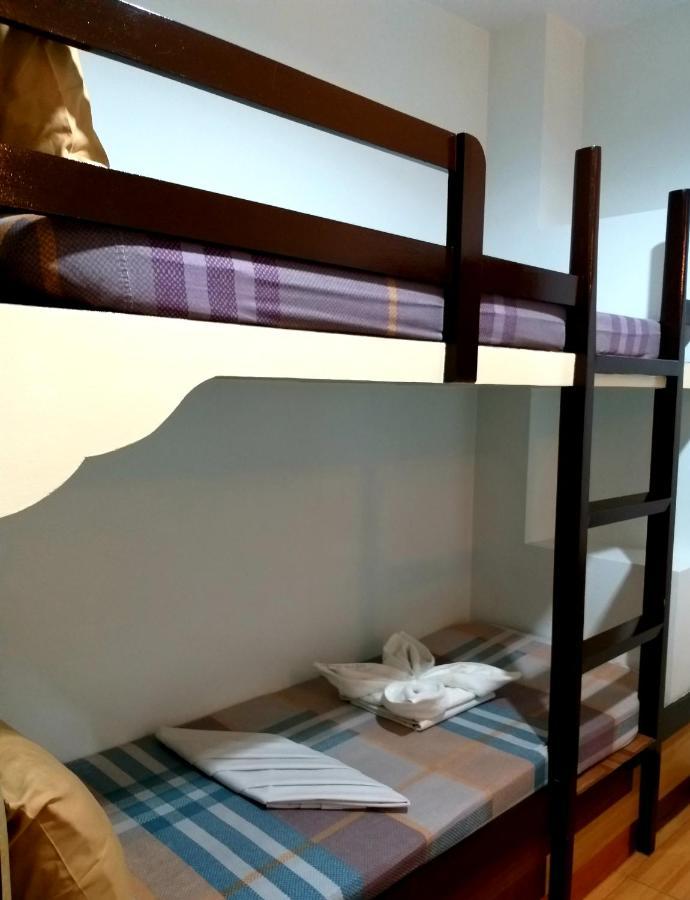 Sola Eleganza Apartelle Bandar Quezon Luaran gambar